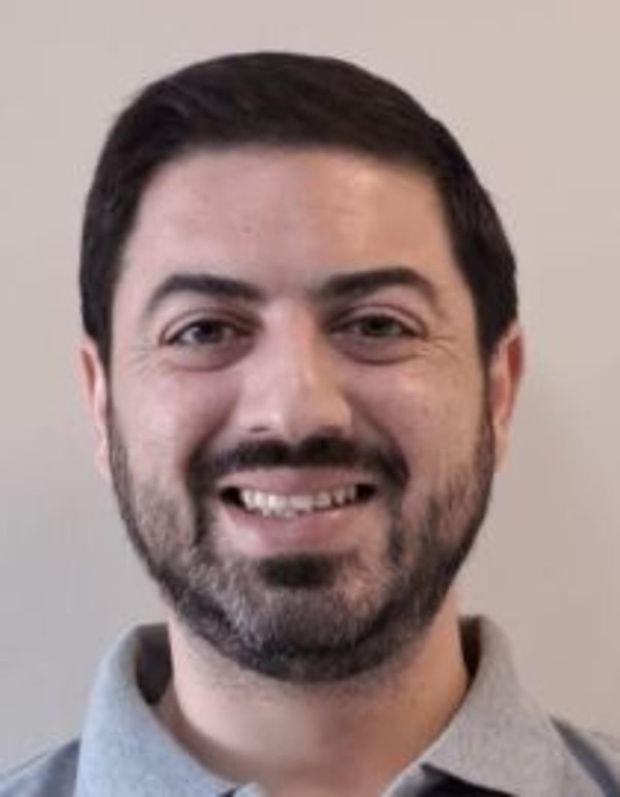 תמונת פורטרט של בעל המקצוע