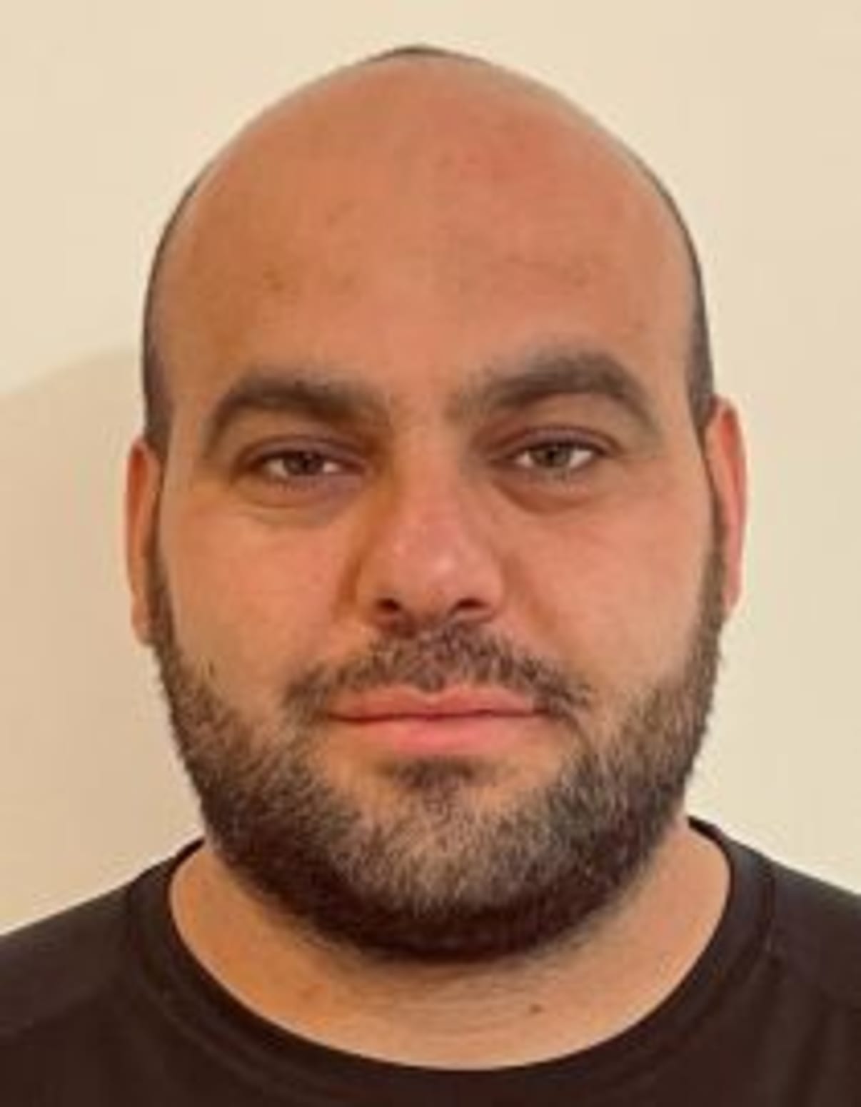 תמונת פורטרט של בעל המקצוע