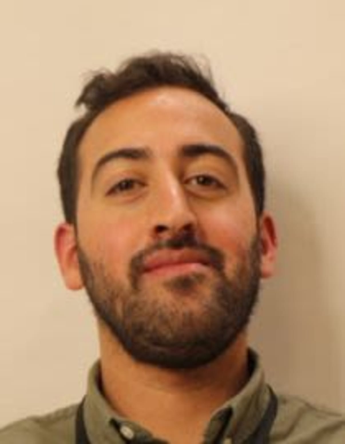 תמונת פורטרט של בעל המקצוע