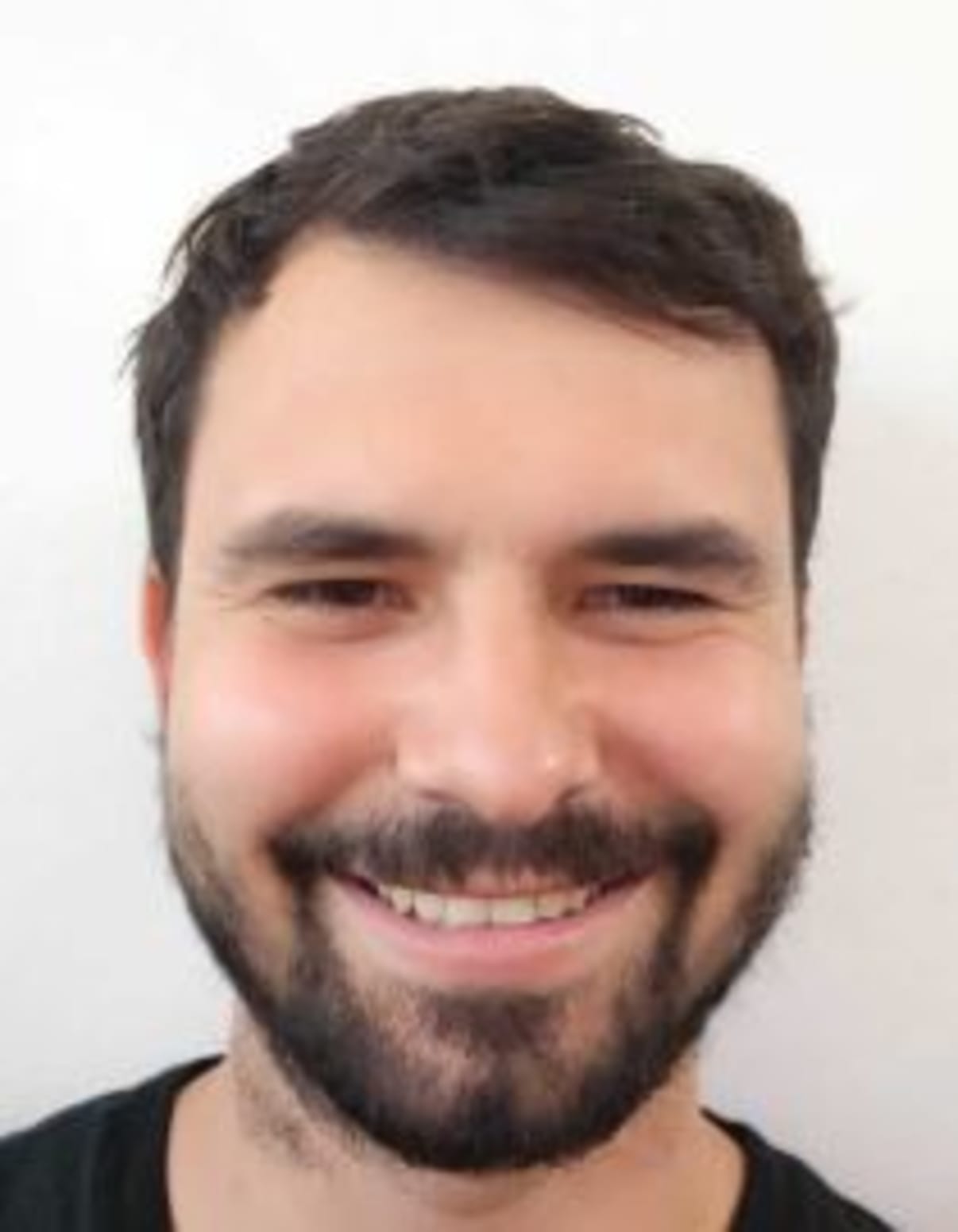 תמונת פורטרט של בעל המקצוע