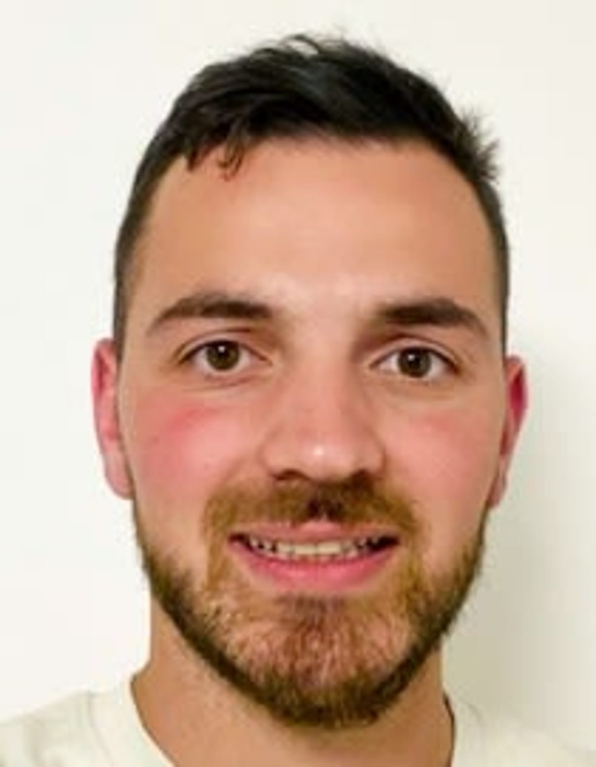 תמונת פורטרט של בעל המקצוע