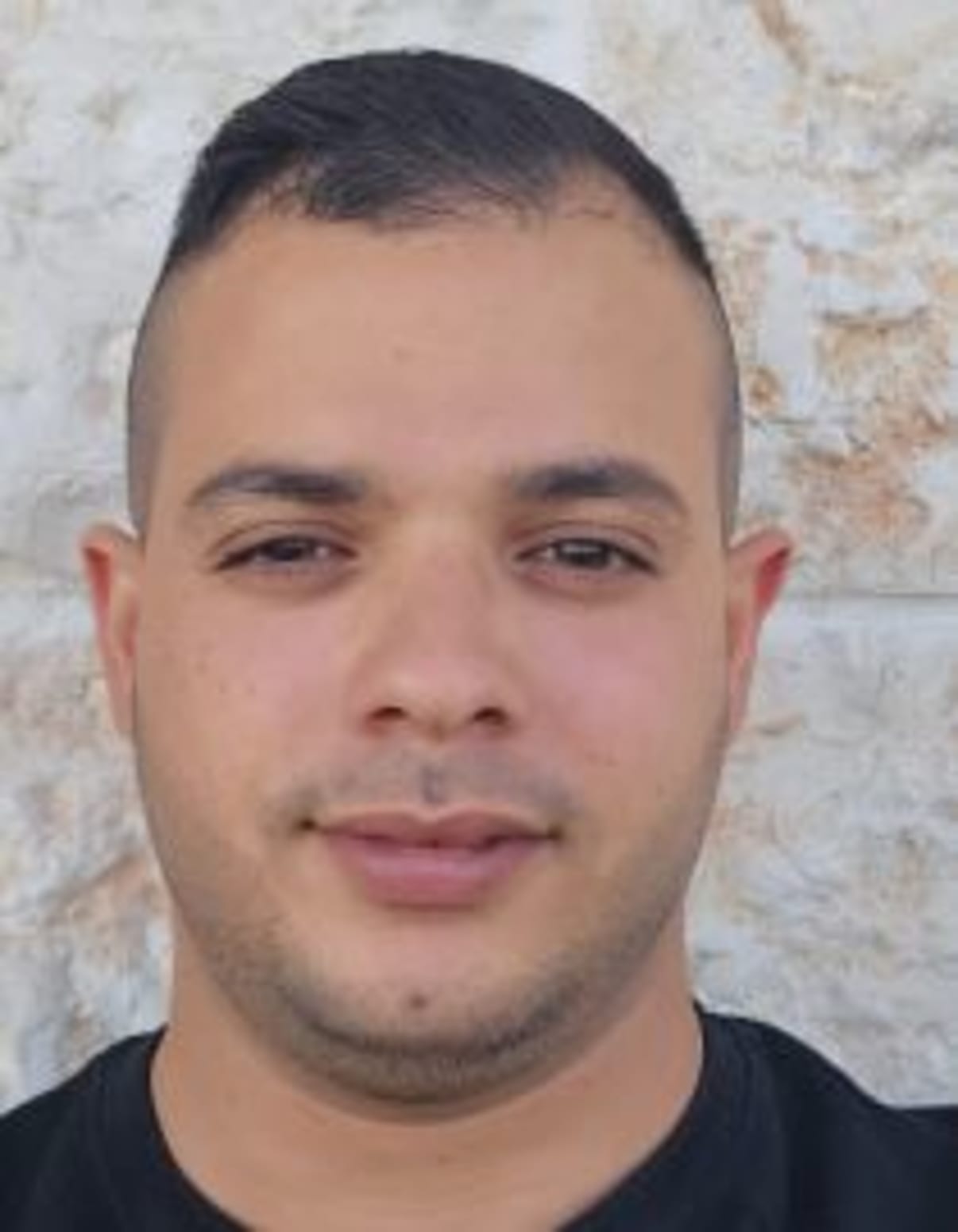 תמונת פורטרט של בעל המקצוע