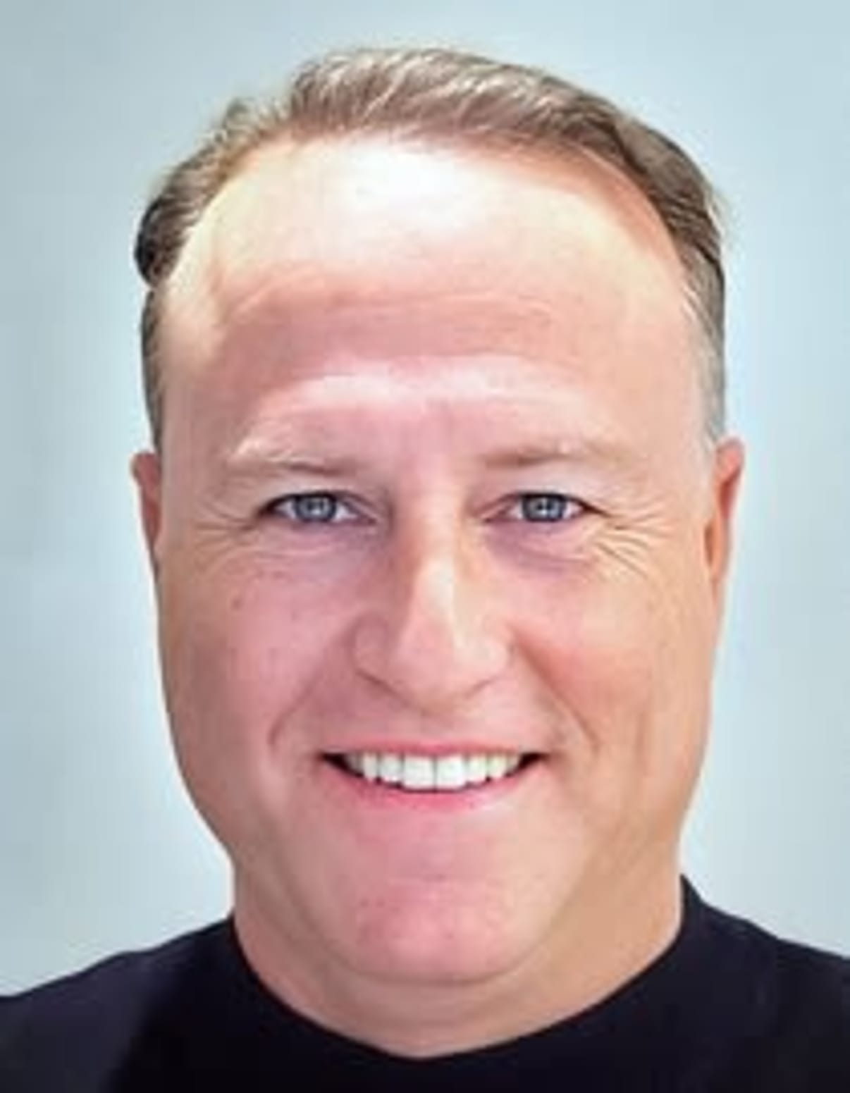 תמונת פורטרט של בעל המקצוע