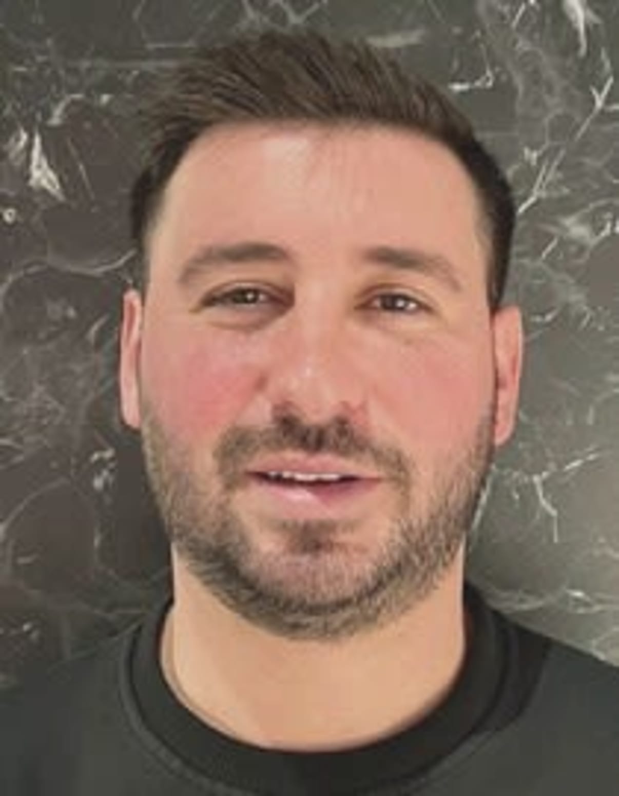 תמונת פורטרט של בעל המקצוע