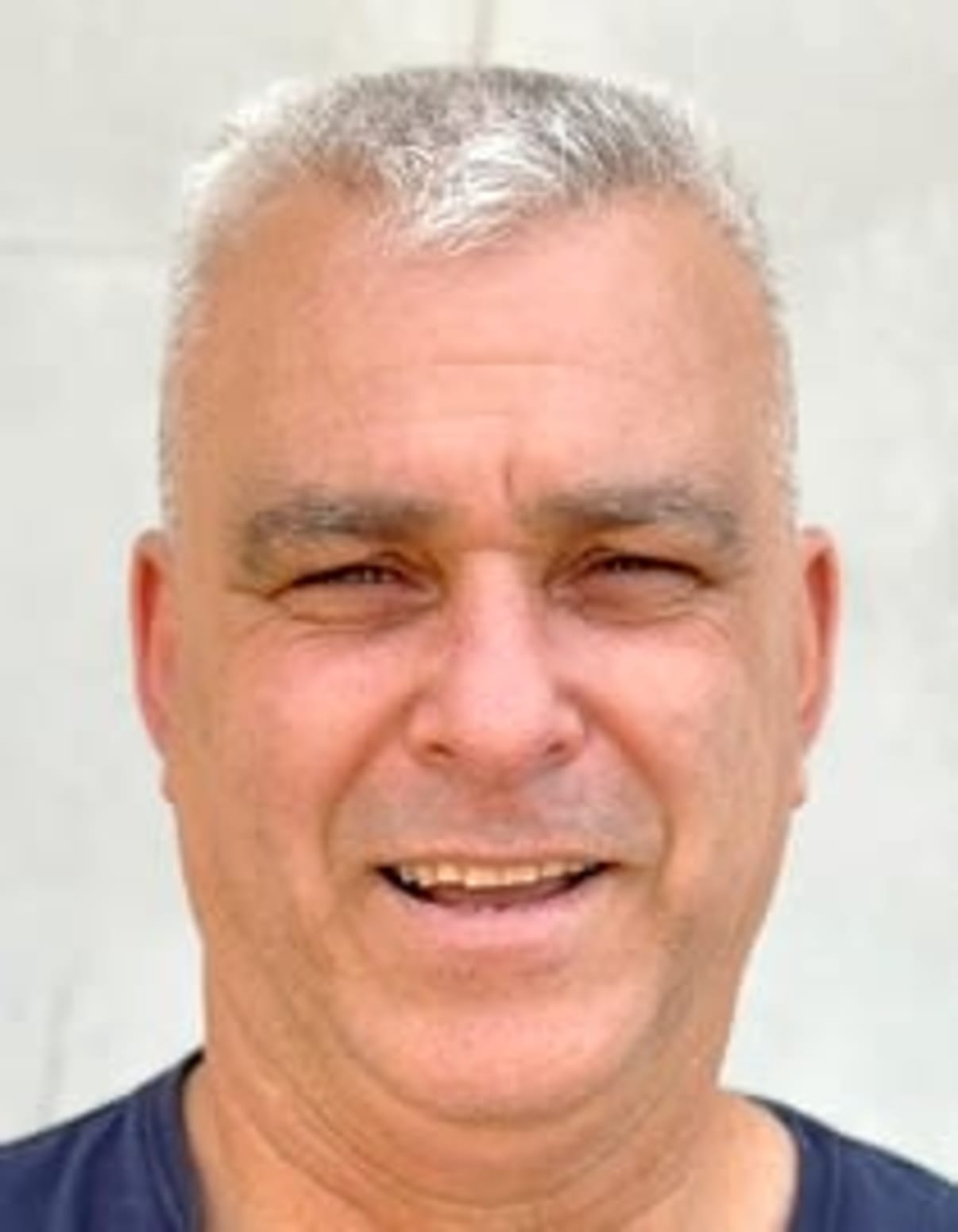 תמונת פורטרט של בעל המקצוע