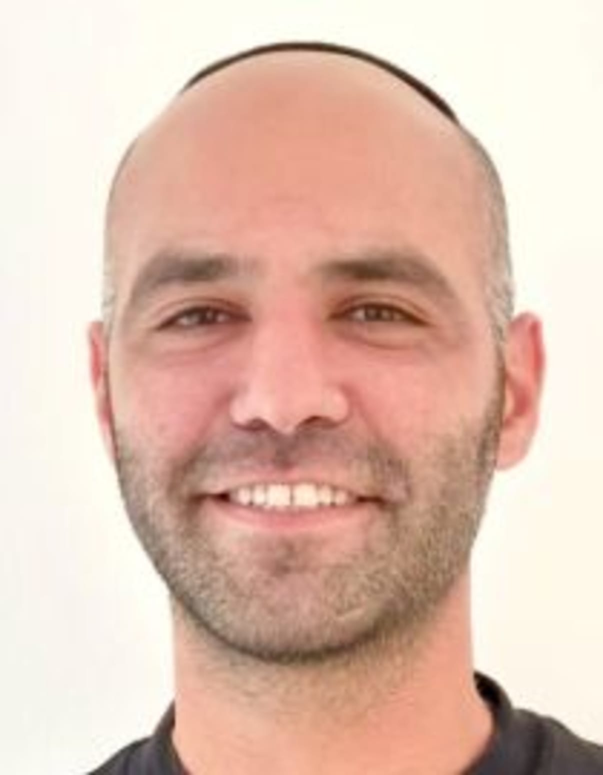תמונת פורטרט של בעל המקצוע