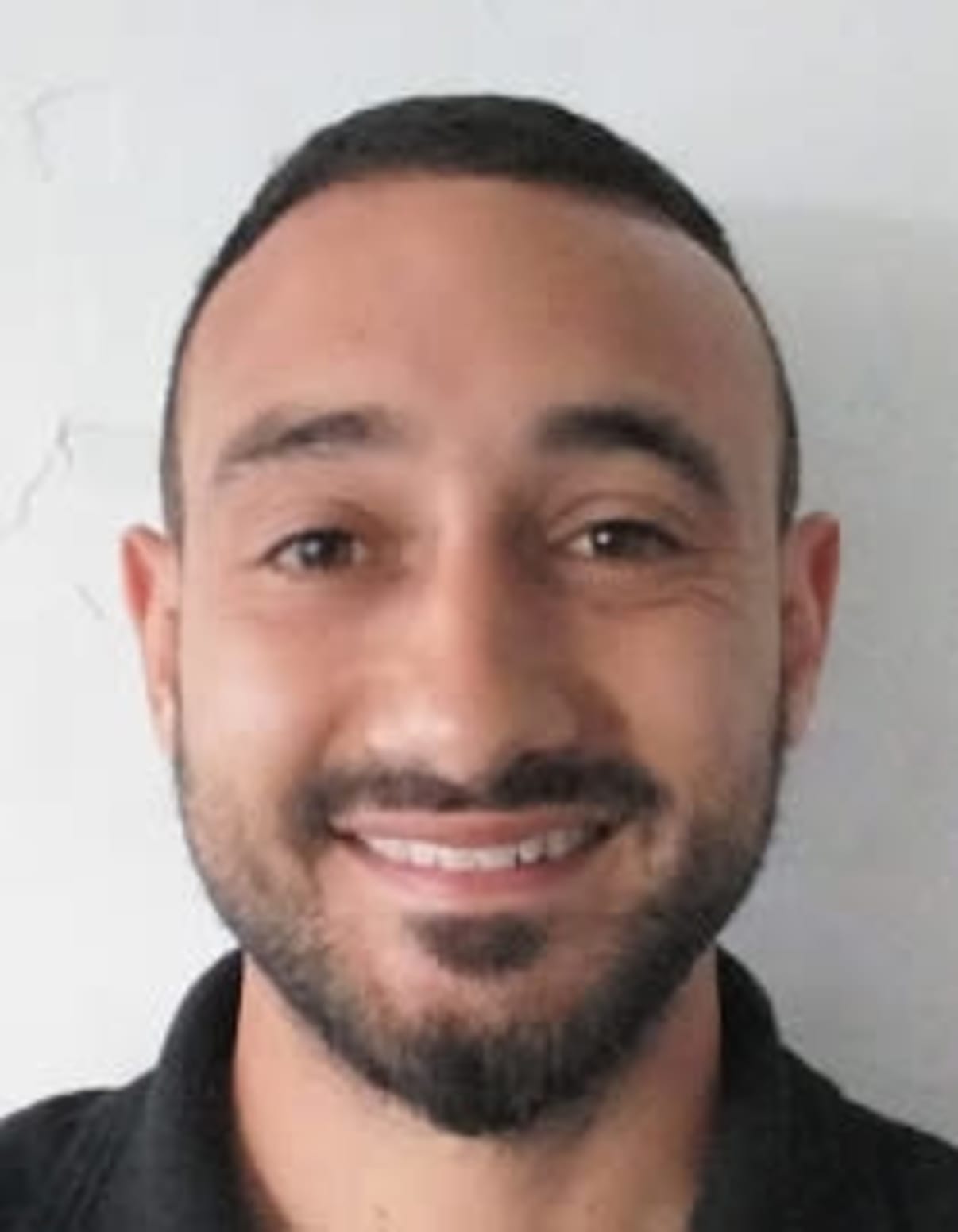 תמונת פורטרט של בעל המקצוע