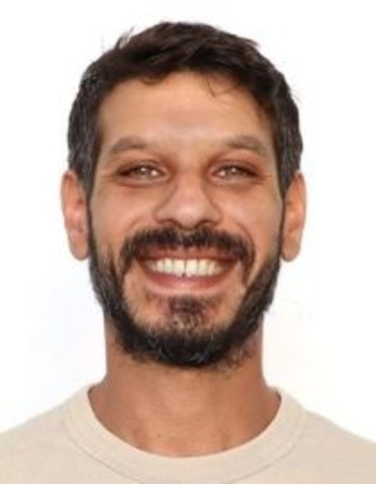 תמונת פורטרט של בעל המקצוע