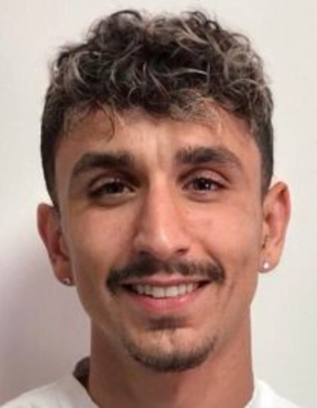 תמונת פורטרט של בעל המקצוע