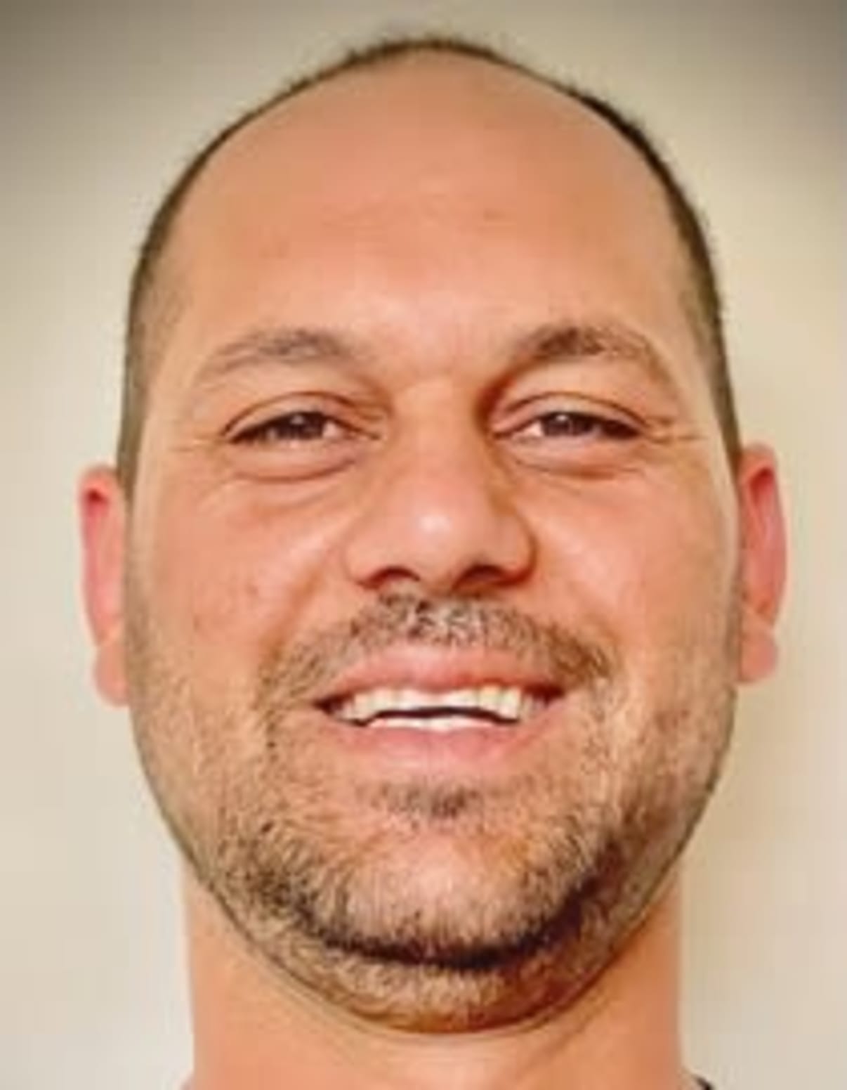 תמונת פורטרט של בעל המקצוע