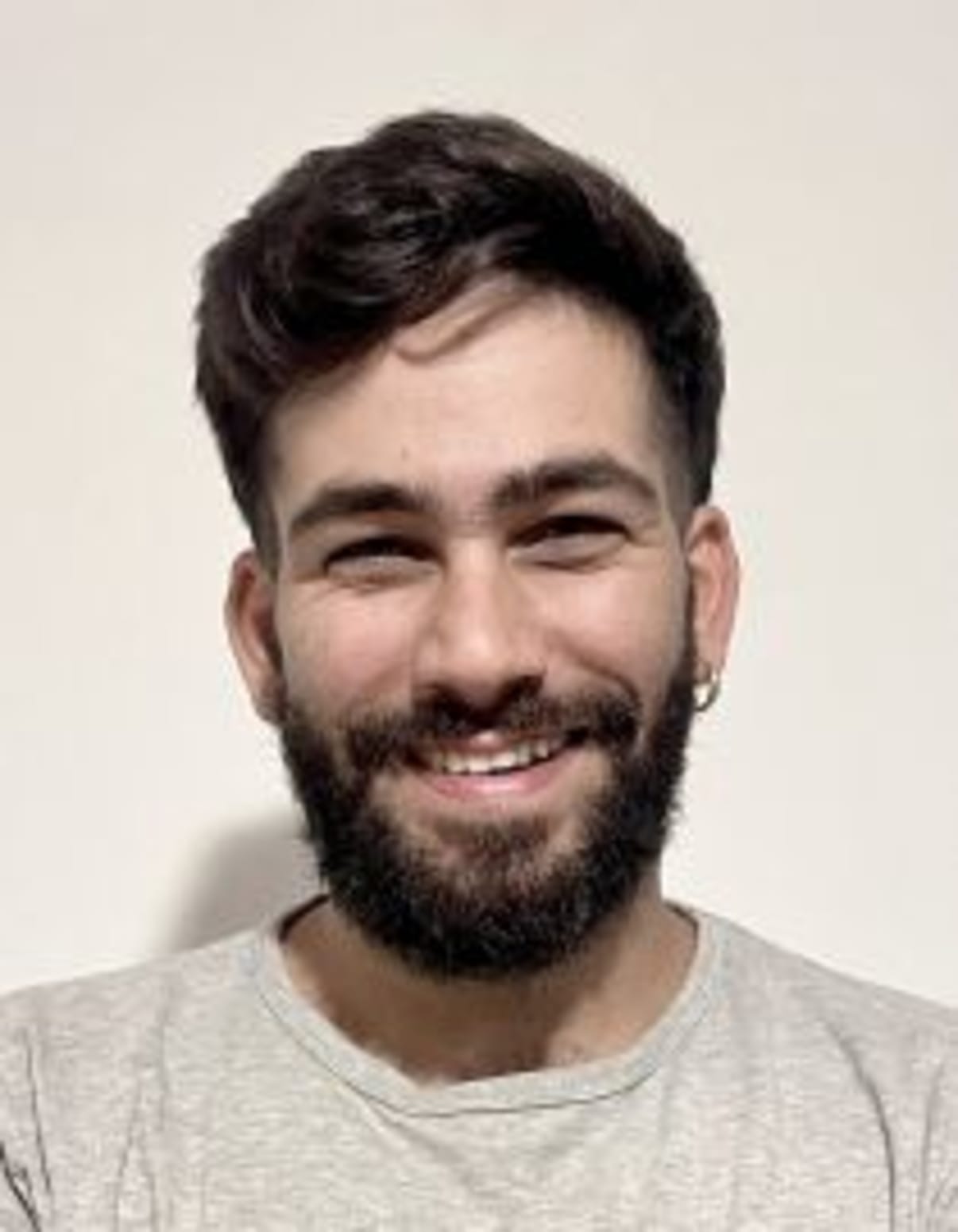 תמונת פורטרט של בעל המקצוע