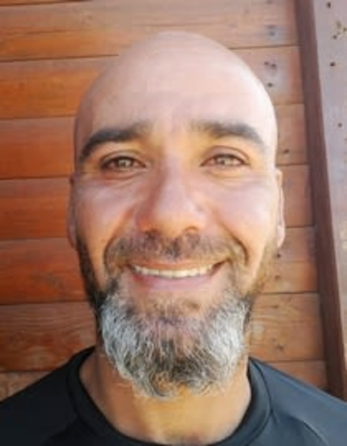 תמונת פורטרט של בעל המקצוע