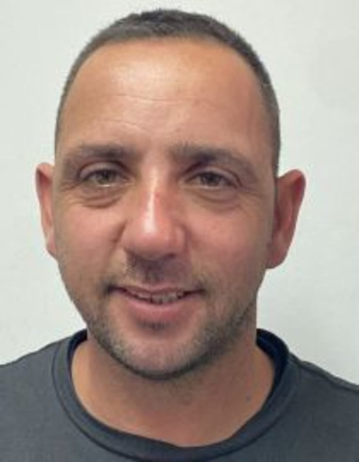 תמונת פורטרט של בעל המקצוע