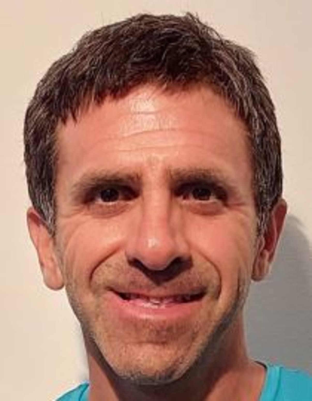 תמונת פורטרט של בעל המקצוע