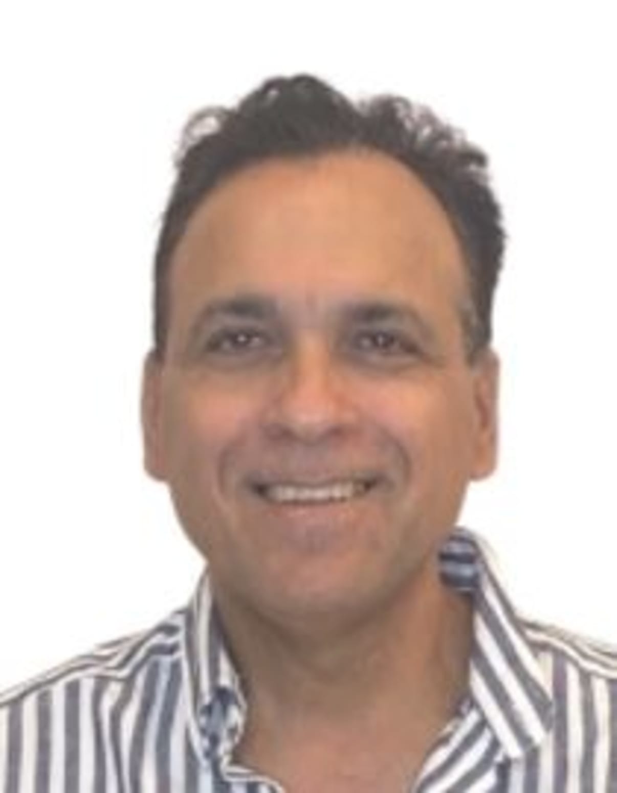 תמונת פורטרט של בעל המקצוע