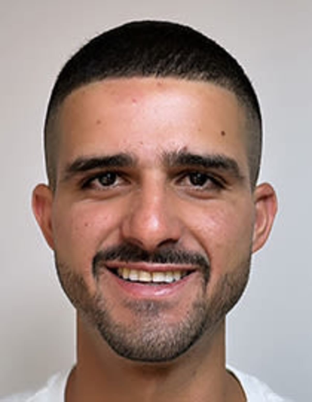 תמונת פורטרט של בעל המקצוע