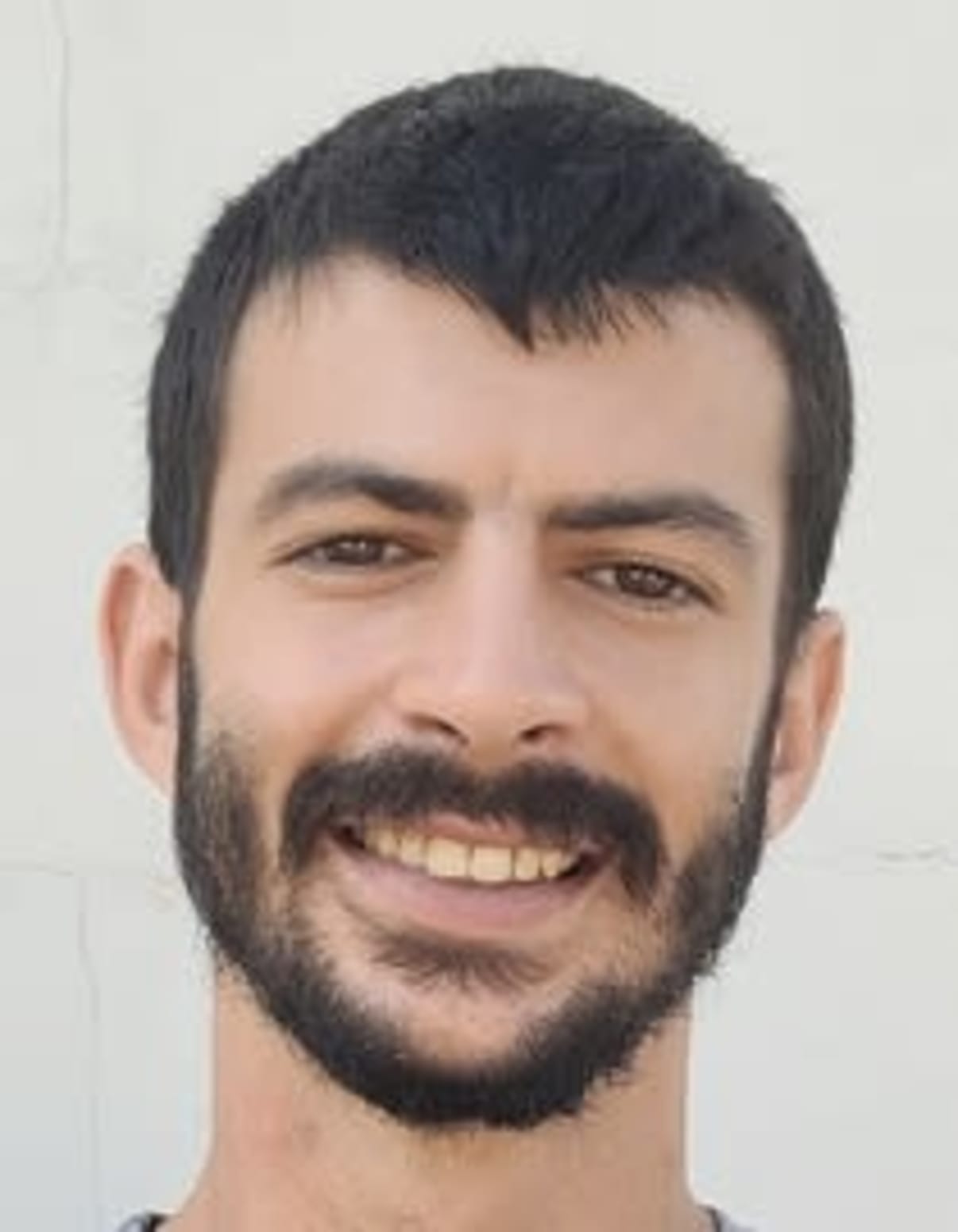 תמונת פורטרט של בעל המקצוע