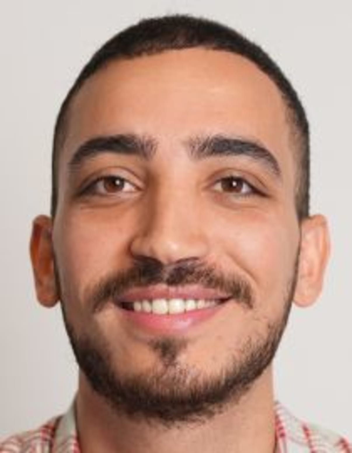 תמונת פורטרט של בעל המקצוע