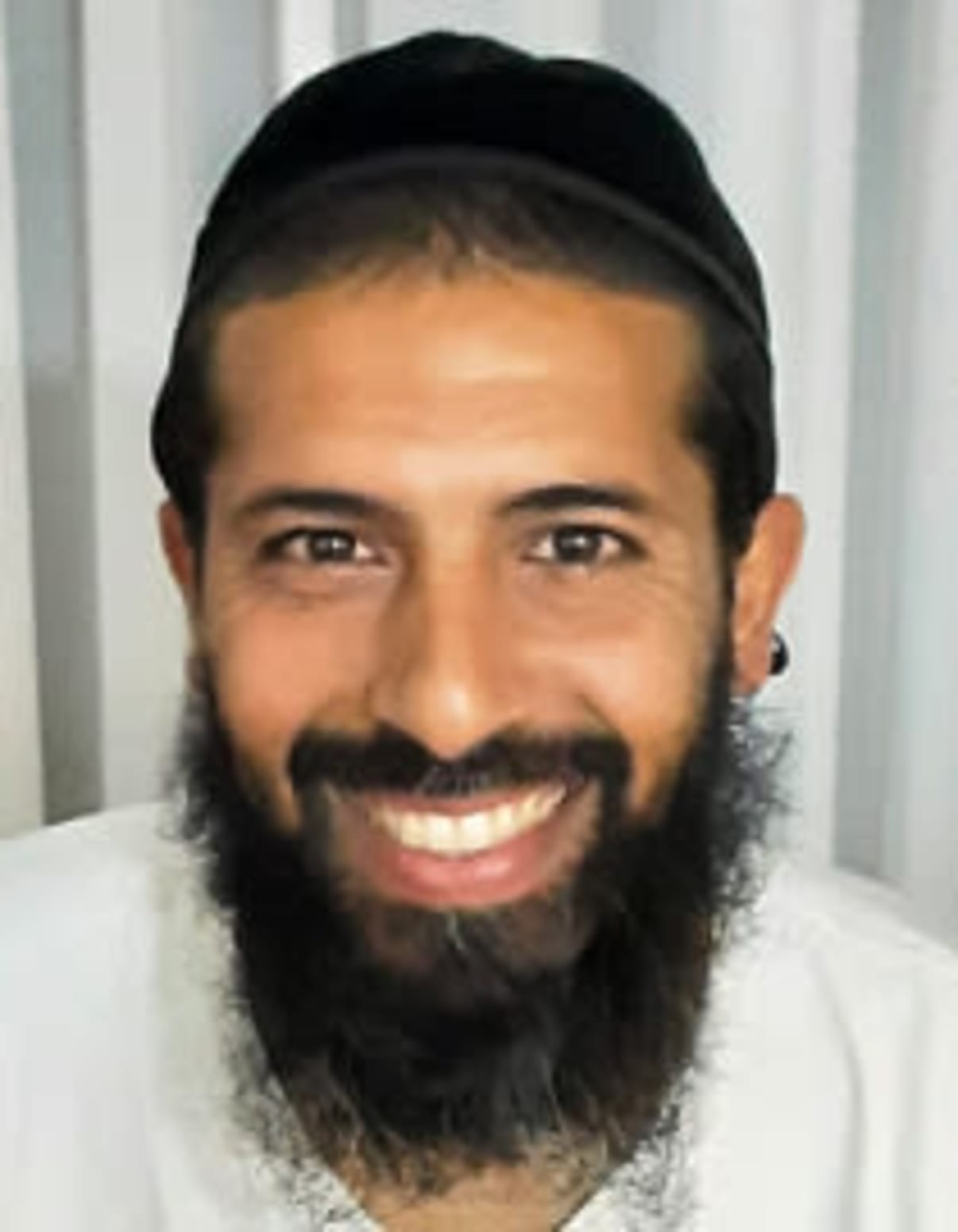 תמונת פורטרט של בעל המקצוע