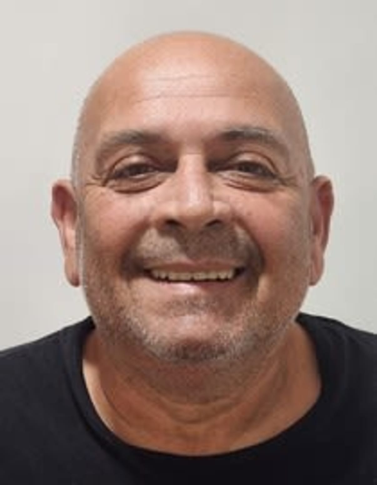 תמונת פורטרט של בעל המקצוע