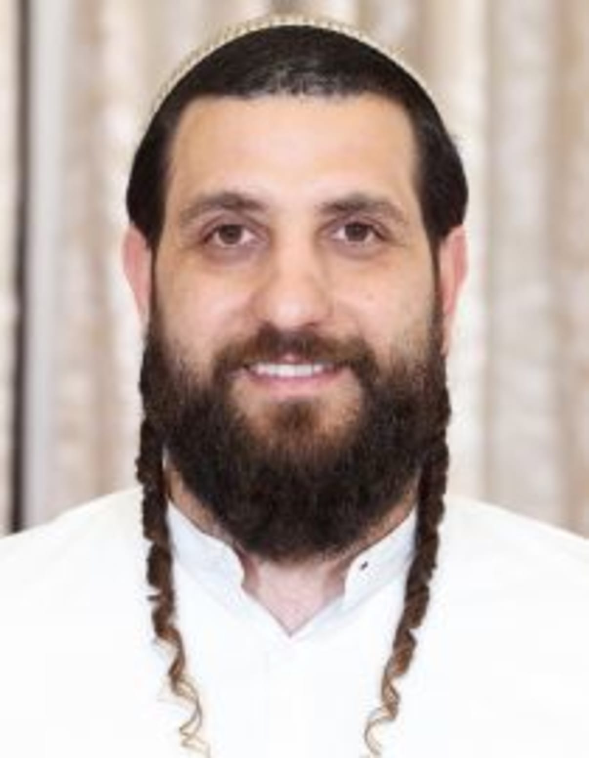 תמונת פורטרט של בעל המקצוע