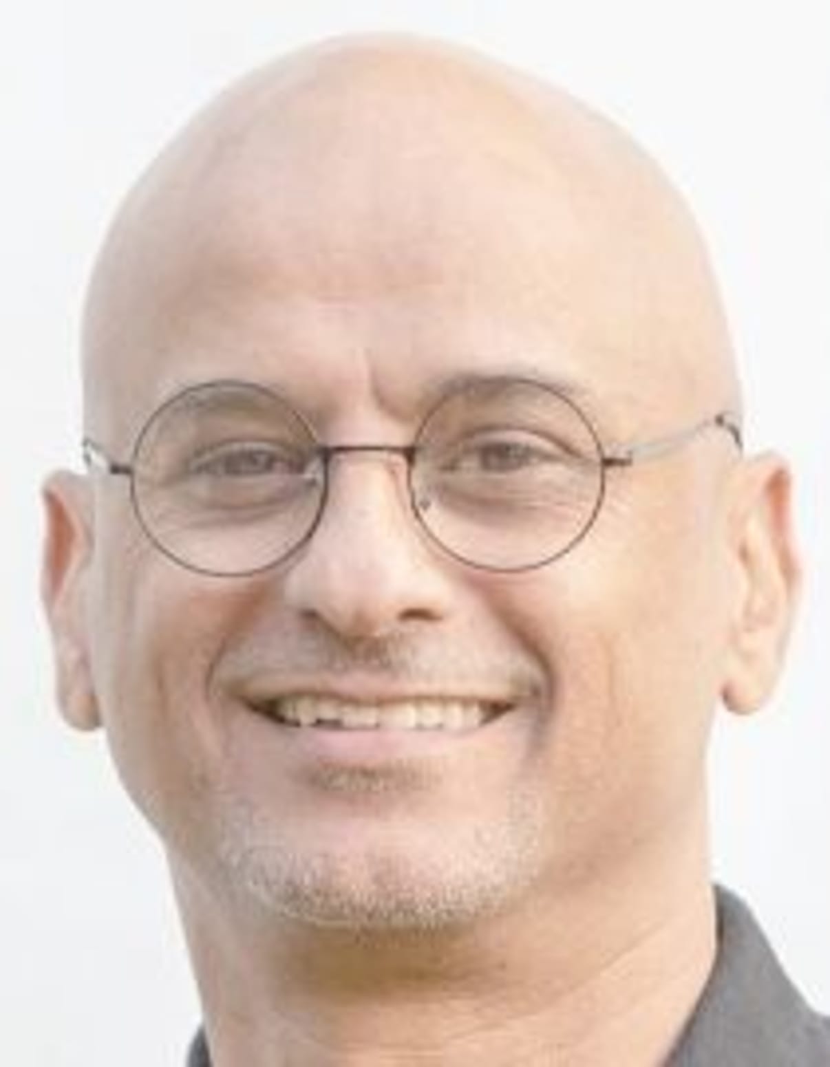 תמונת פורטרט של בעל המקצוע