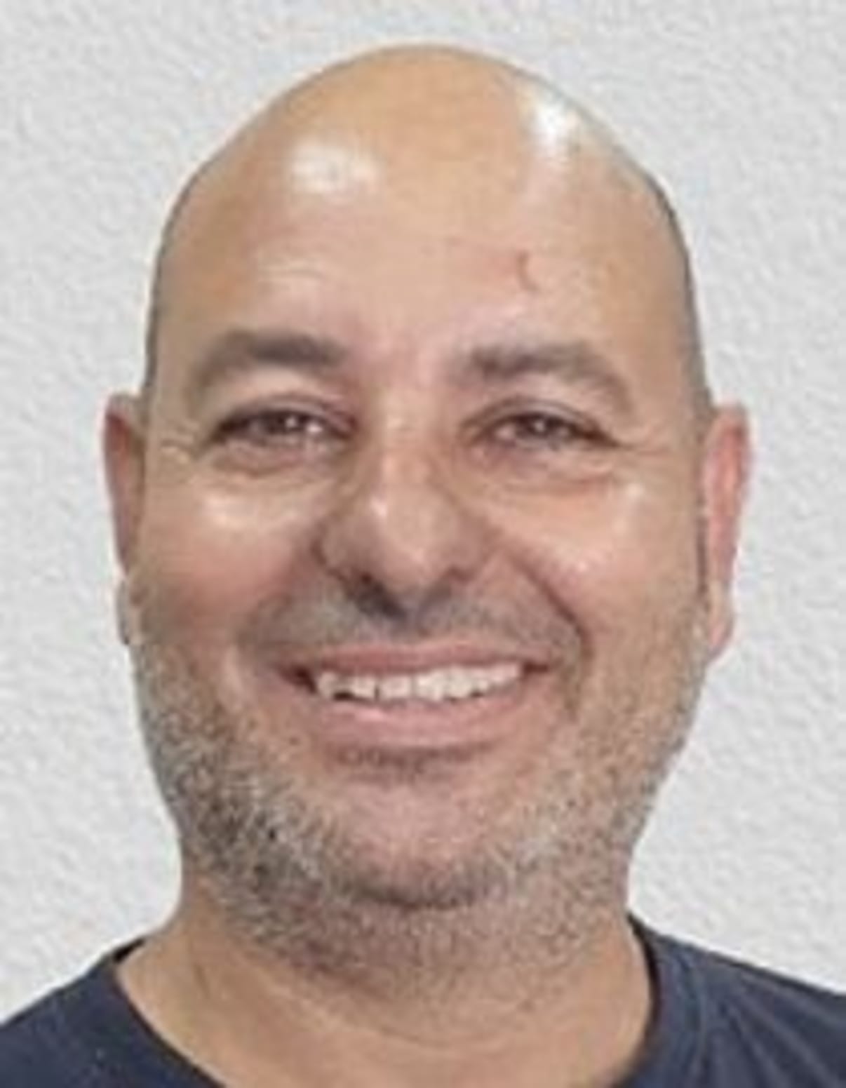 תמונת פורטרט של בעל המקצוע