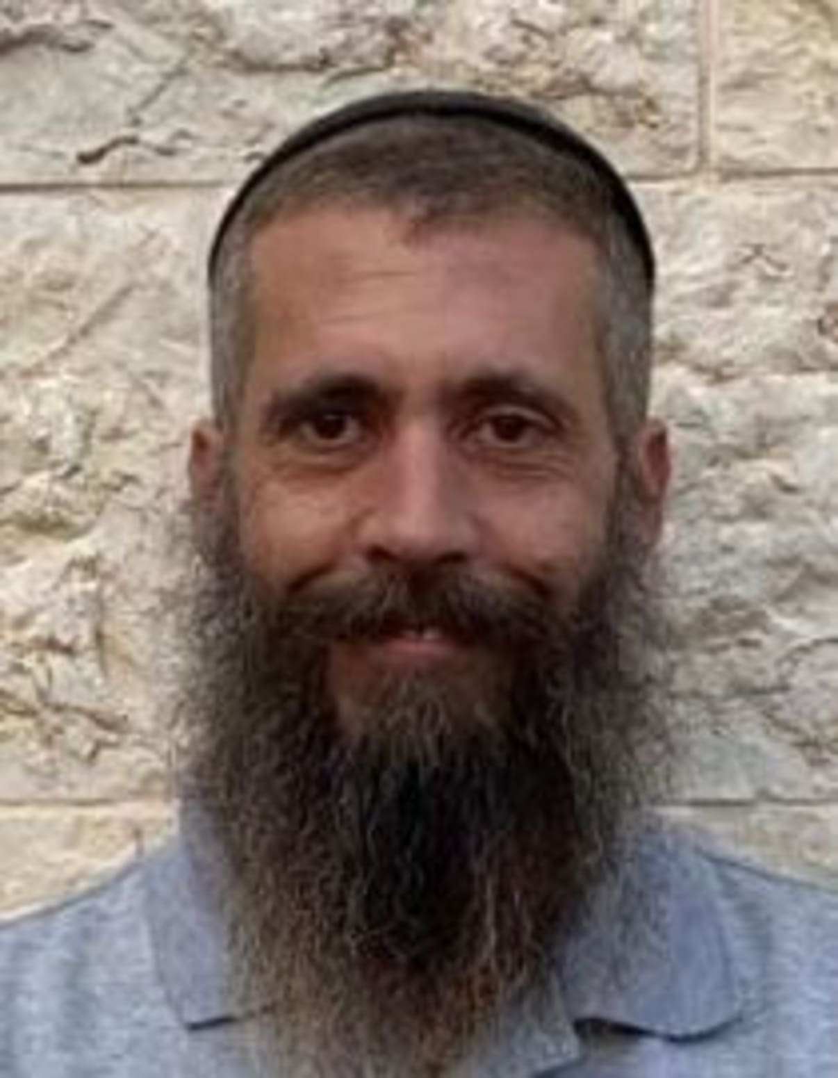 תמונת פורטרט של בעל המקצוע