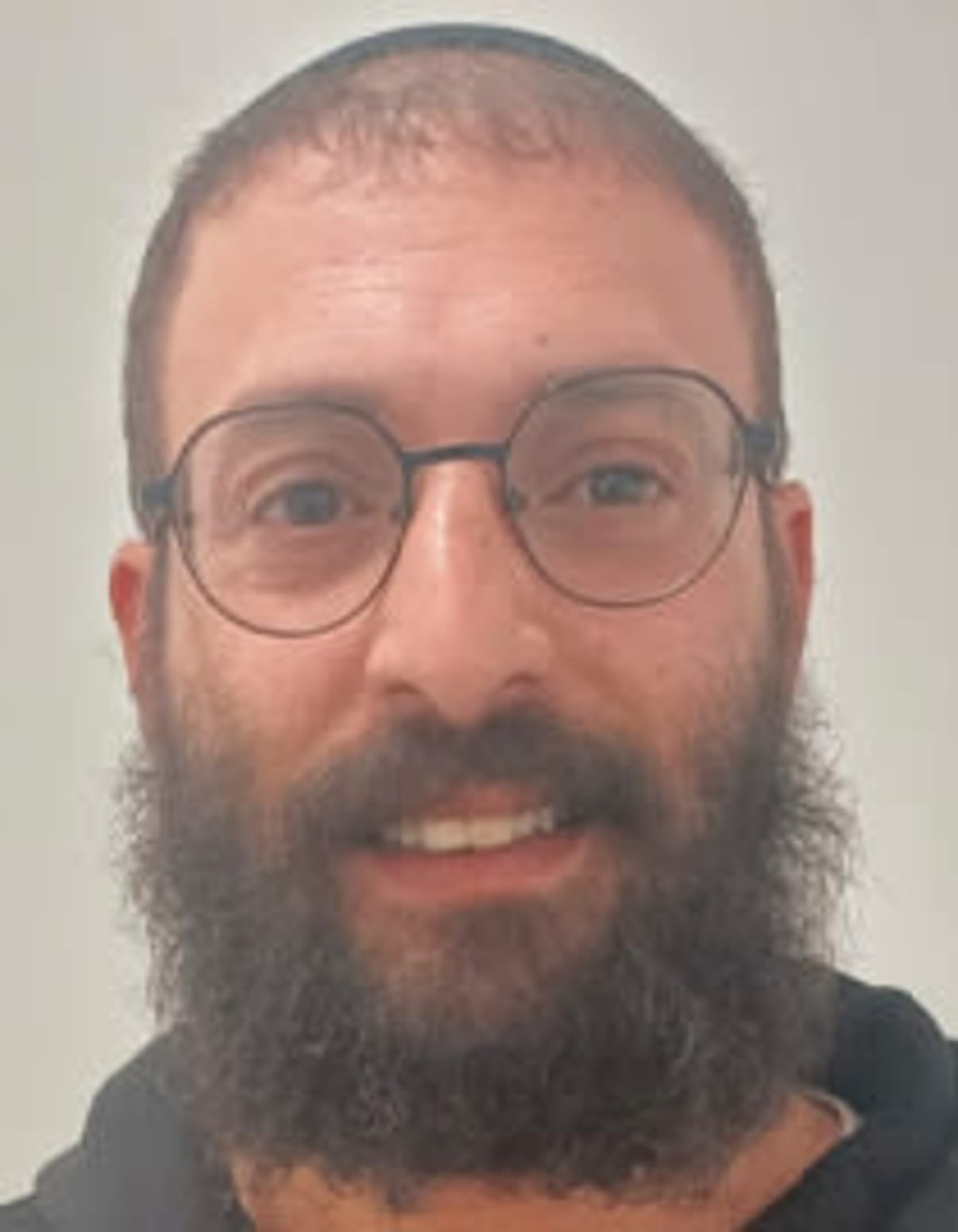 תמונת פורטרט של בעל המקצוע