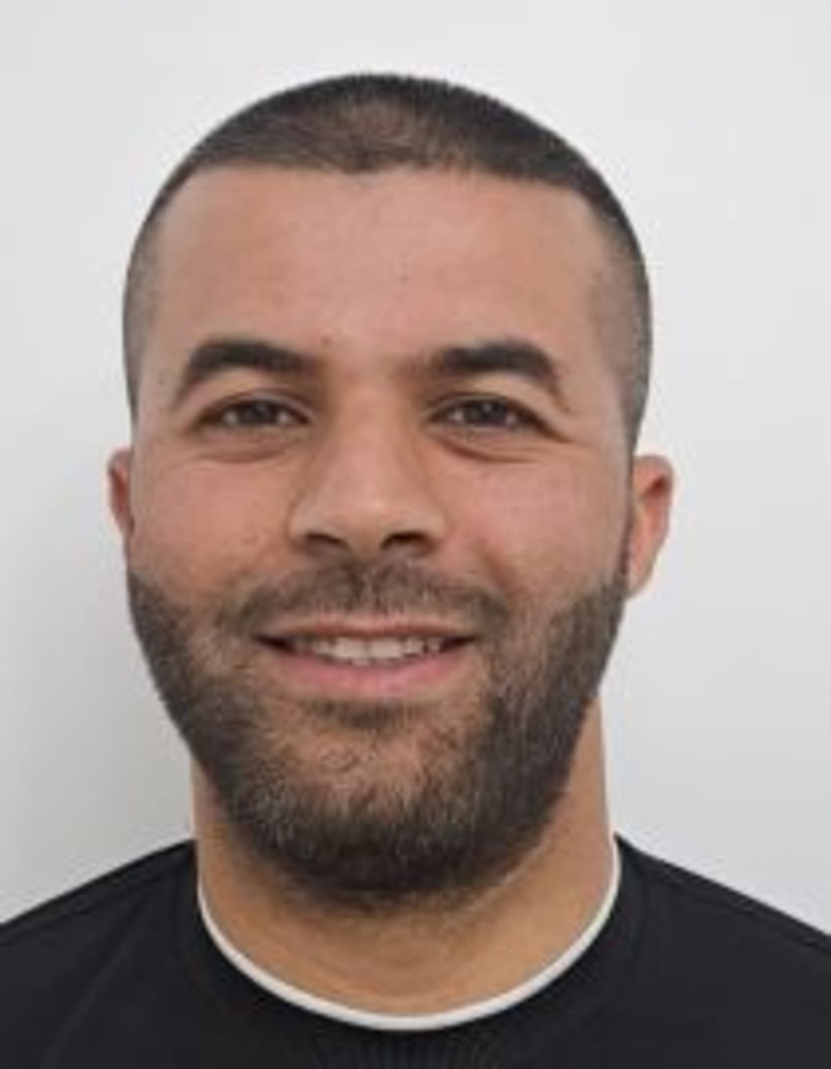 תמונת פורטרט של בעל המקצוע