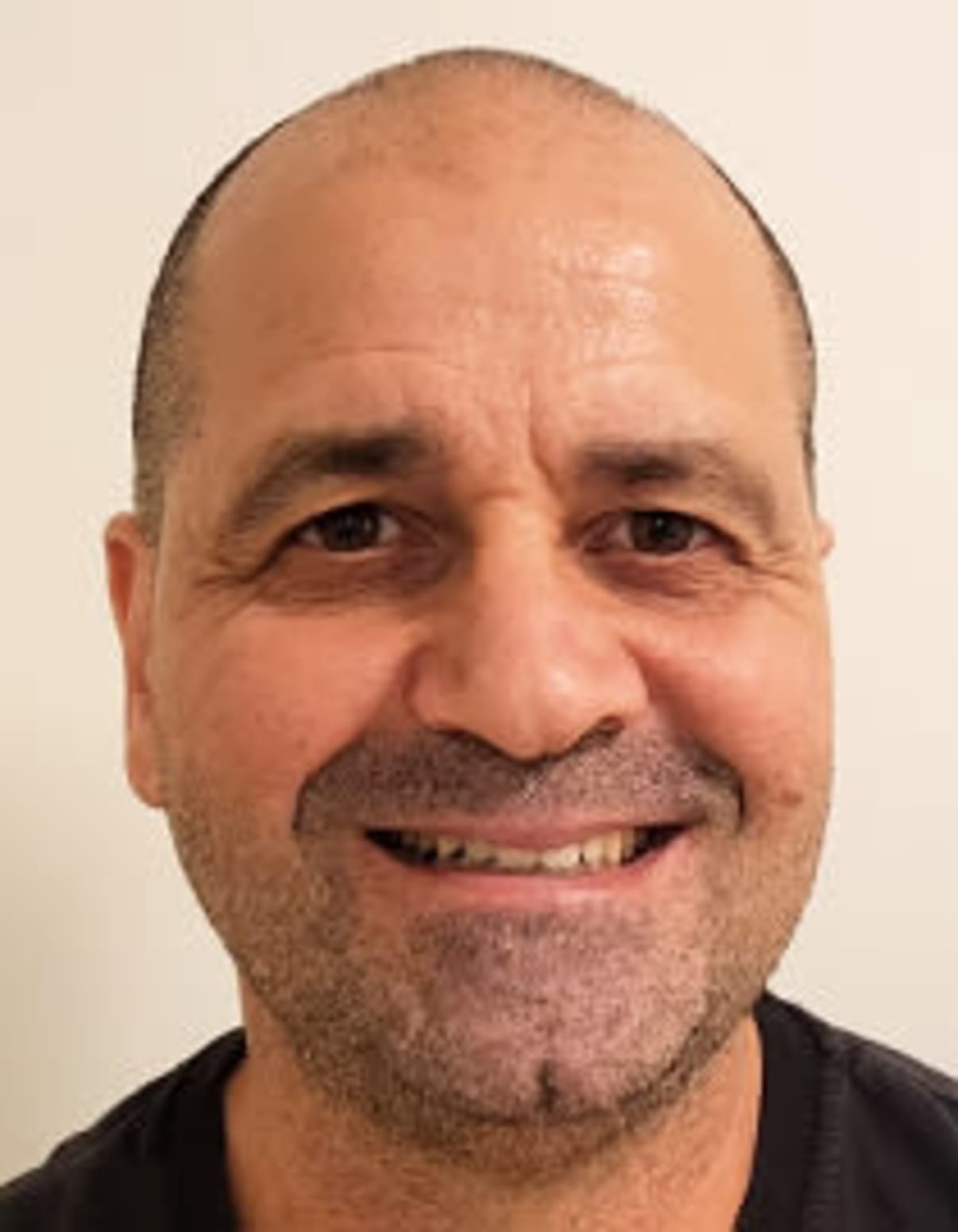 תמונת פורטרט של בעל המקצוע