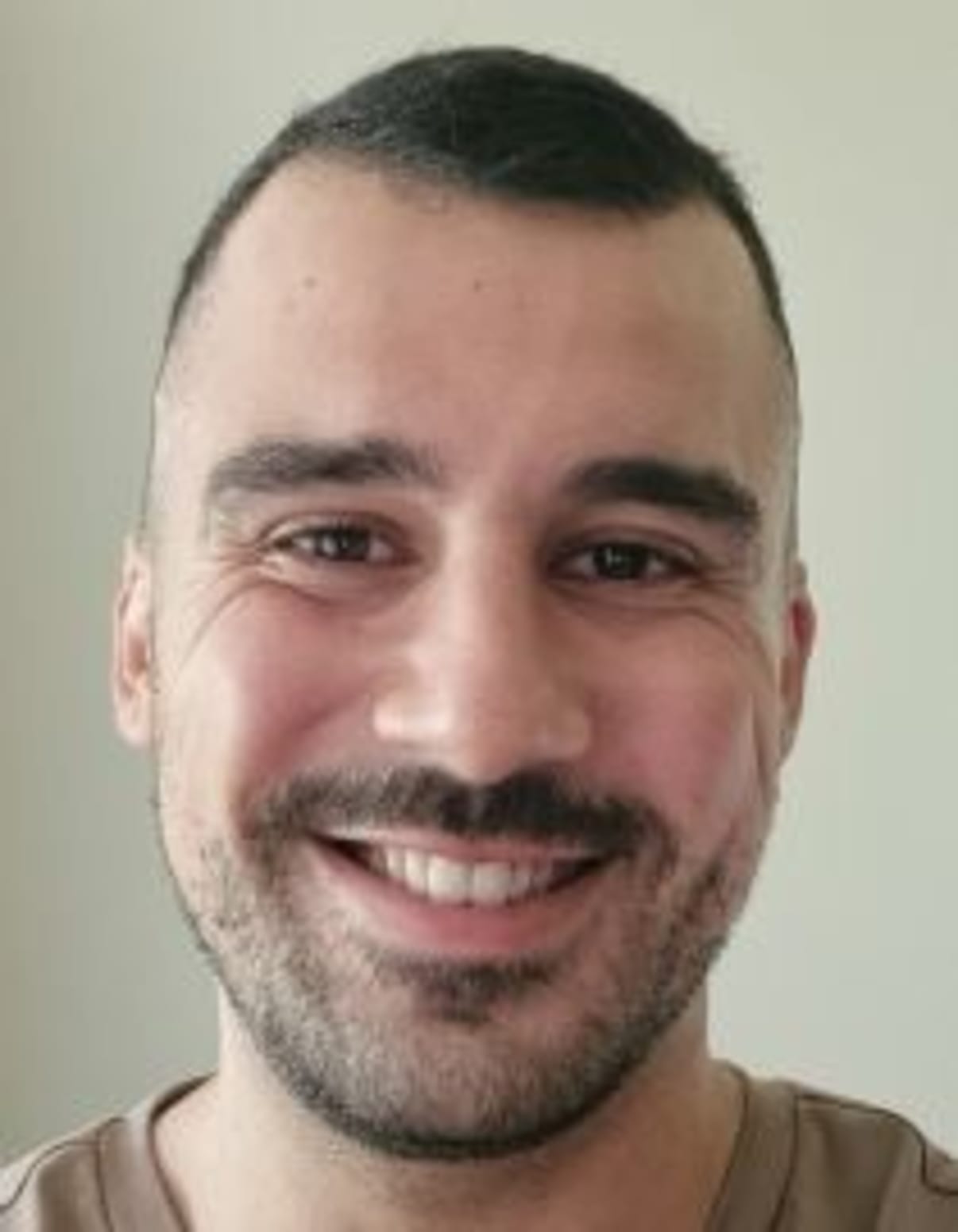 תמונת פורטרט של בעל המקצוע תמונת פורטרט של בעל המקצוע