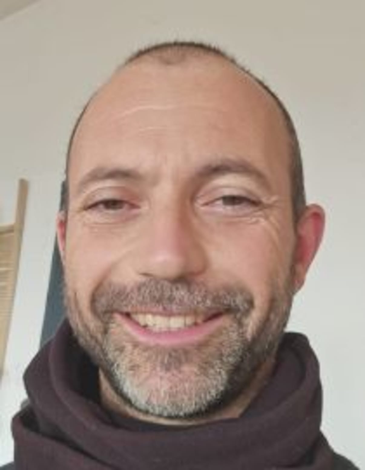 תמונת פורטרט של בעל המקצוע