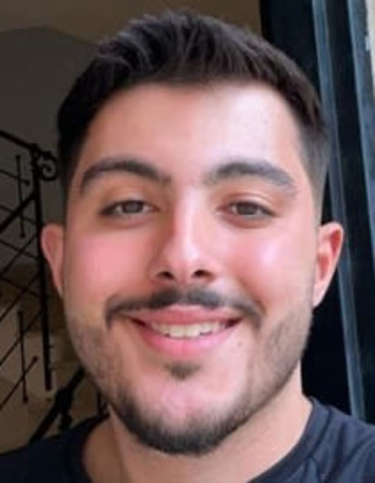 תמונת פורטרט של בעל המקצוע תמונת פורטרט של בעל המקצוע