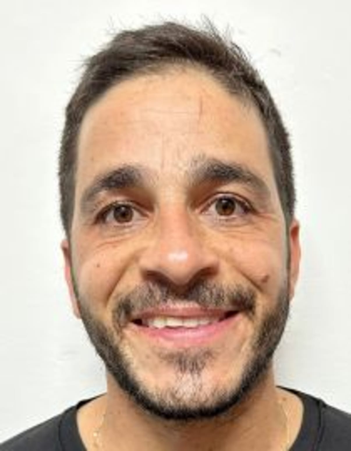 תמונת פורטרט של בעל המקצוע