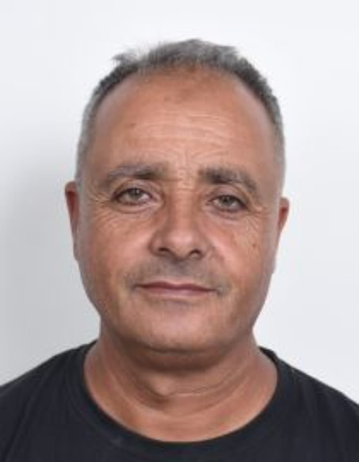 תמונת פורטרט של בעל המקצוע