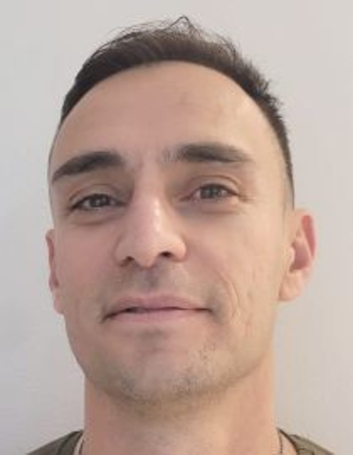 תמונת פורטרט של בעל המקצוע