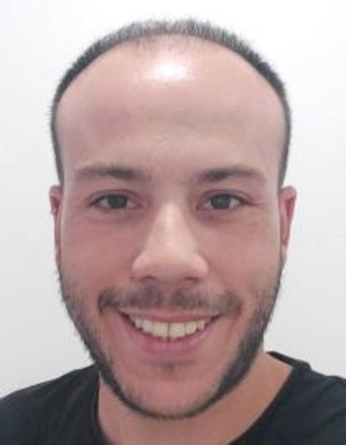 תמונת פורטרט של בעל המקצוע