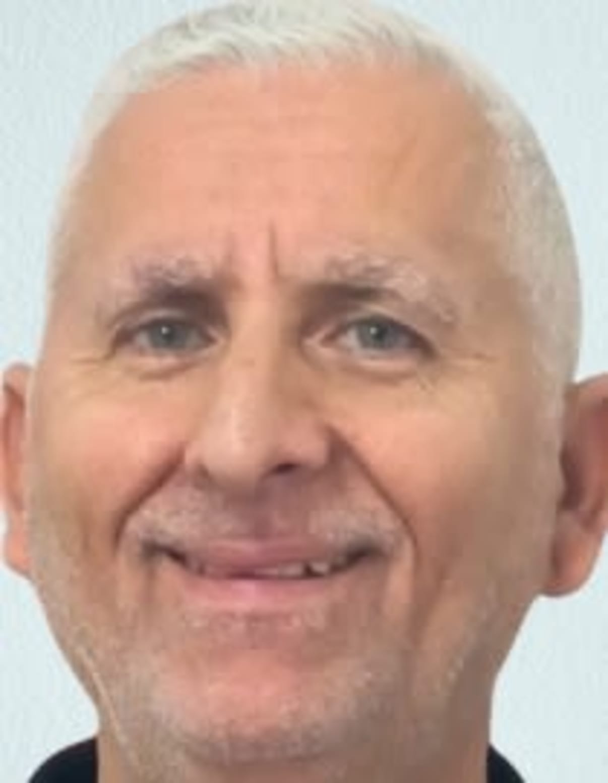 תמונת פורטרט של בעל המקצוע