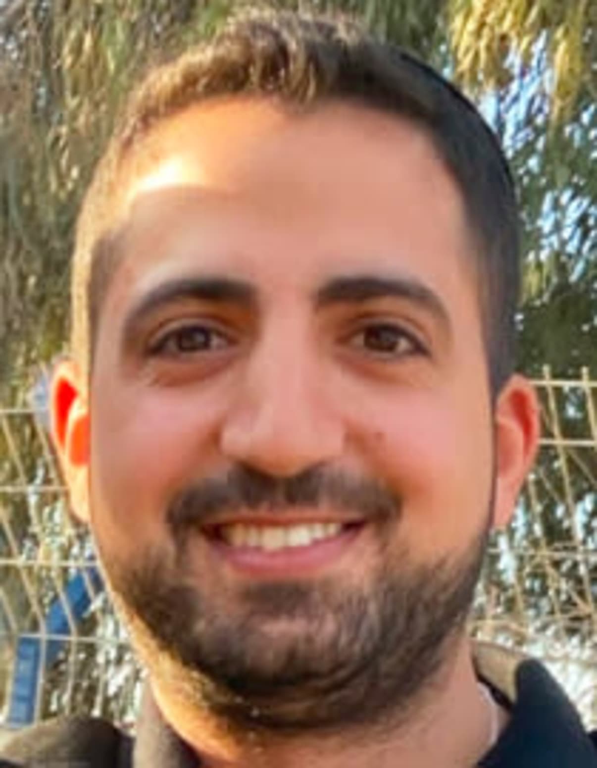 תמונת פורטרט של בעל המקצוע