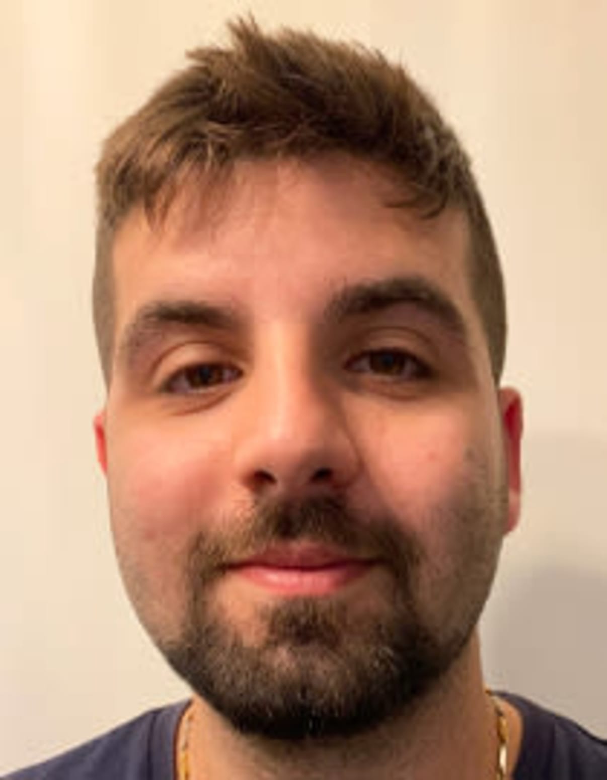 תמונת פורטרט של בעל המקצוע