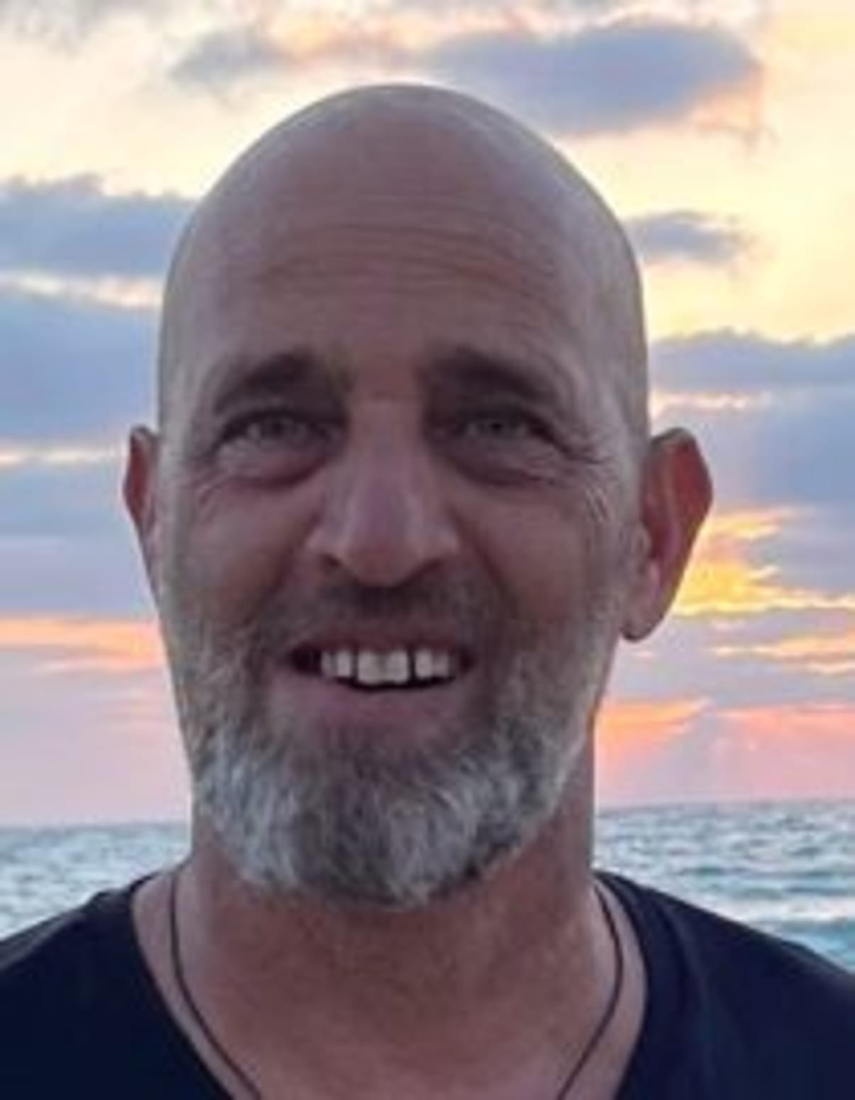 תמונת פורטרט של בעל המקצוע