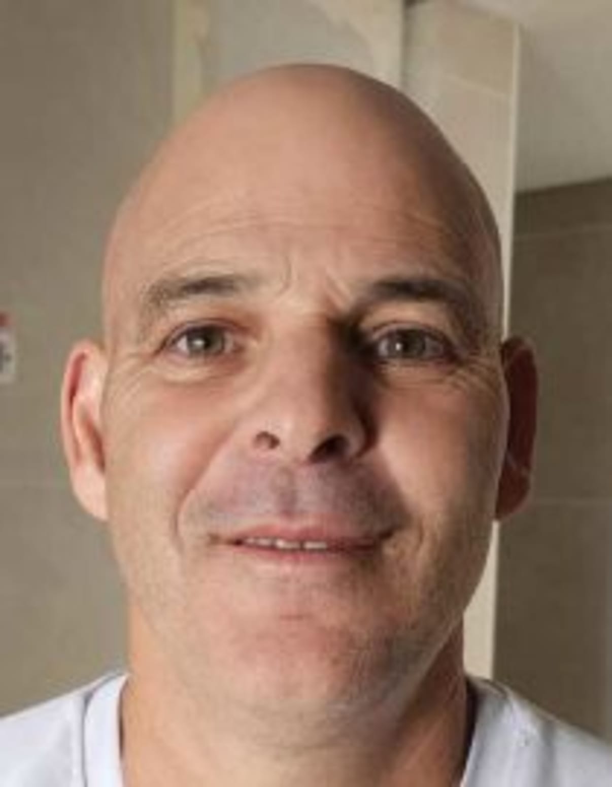 תמונת פורטרט של בעל המקצוע