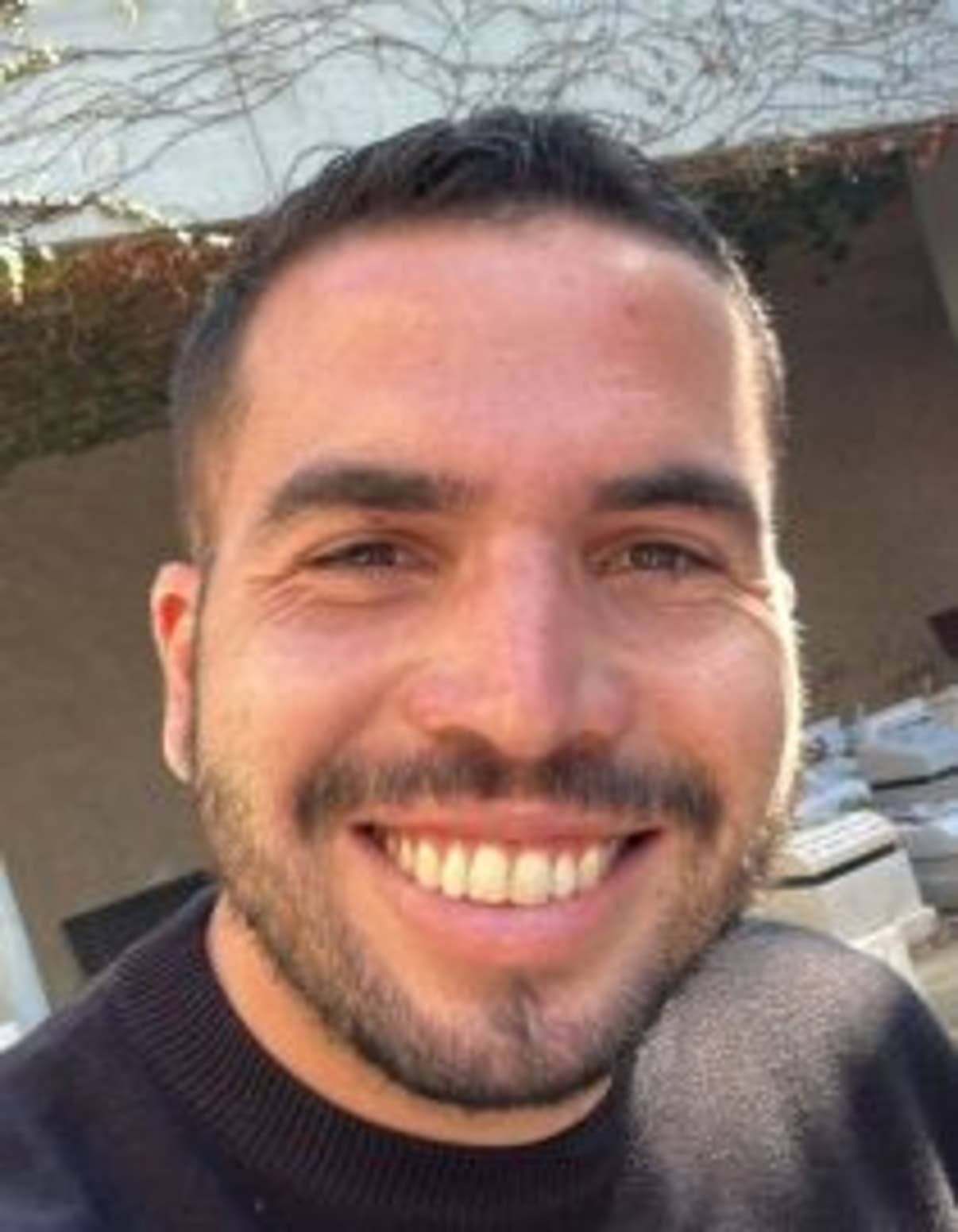 תמונת פורטרט של בעל המקצוע