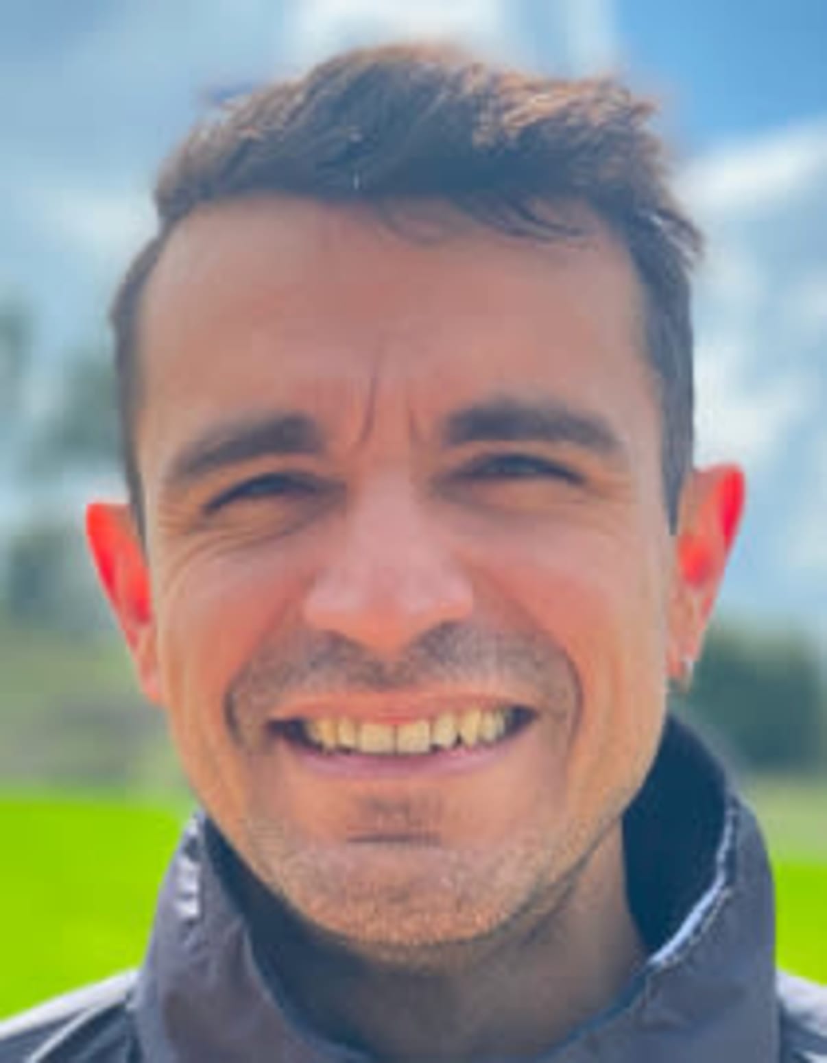 תמונת פורטרט של בעל המקצוע