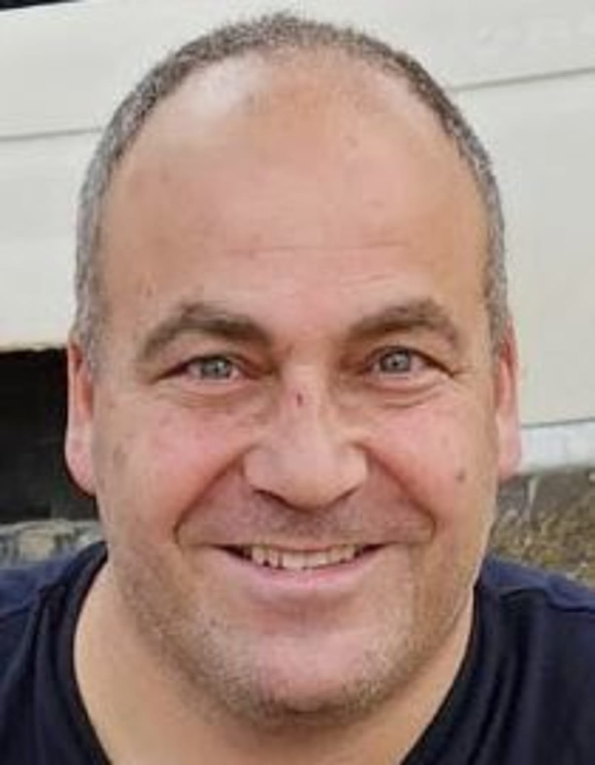 תמונת פורטרט של בעל המקצוע