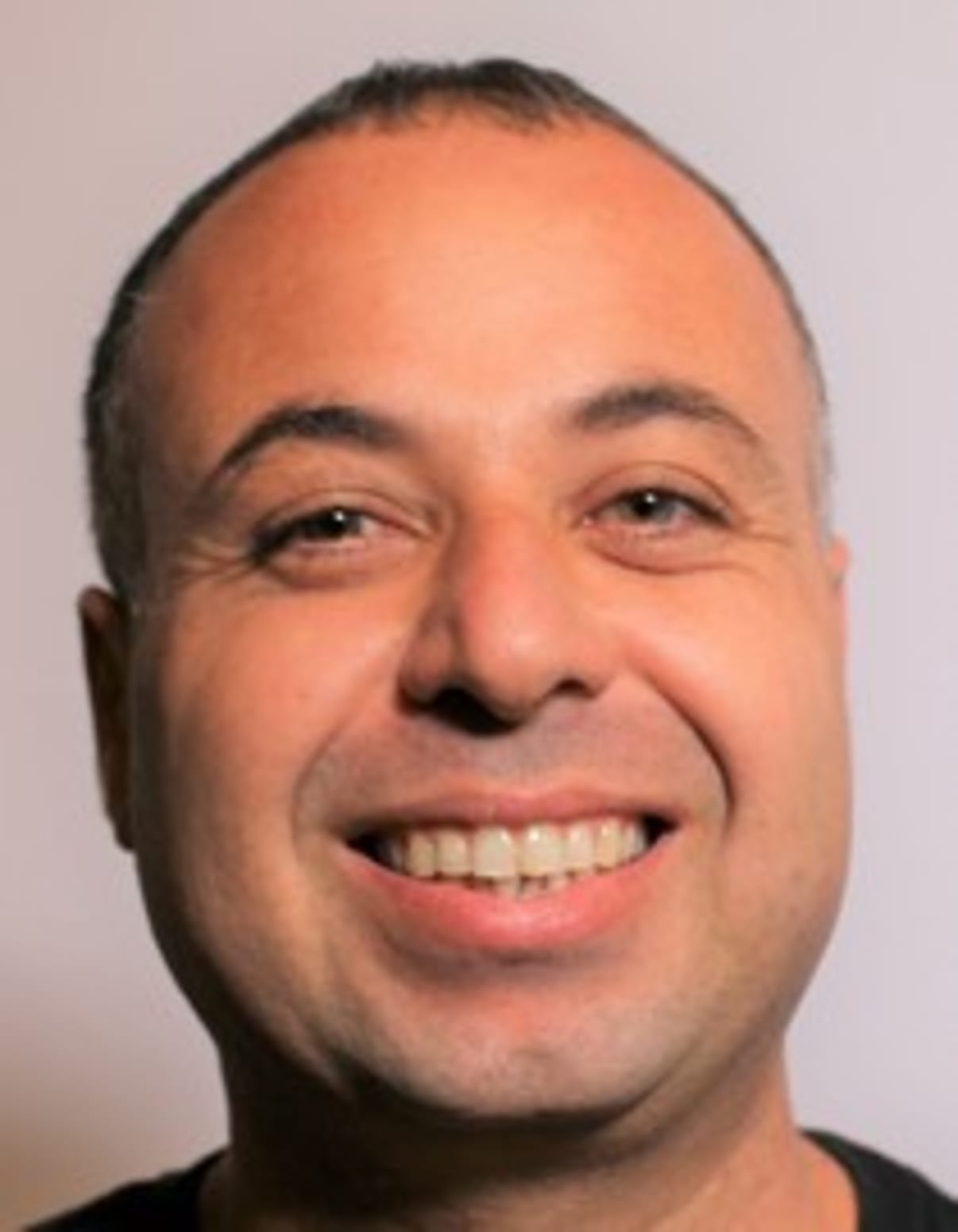 תמונת פורטרט של בעל המקצוע