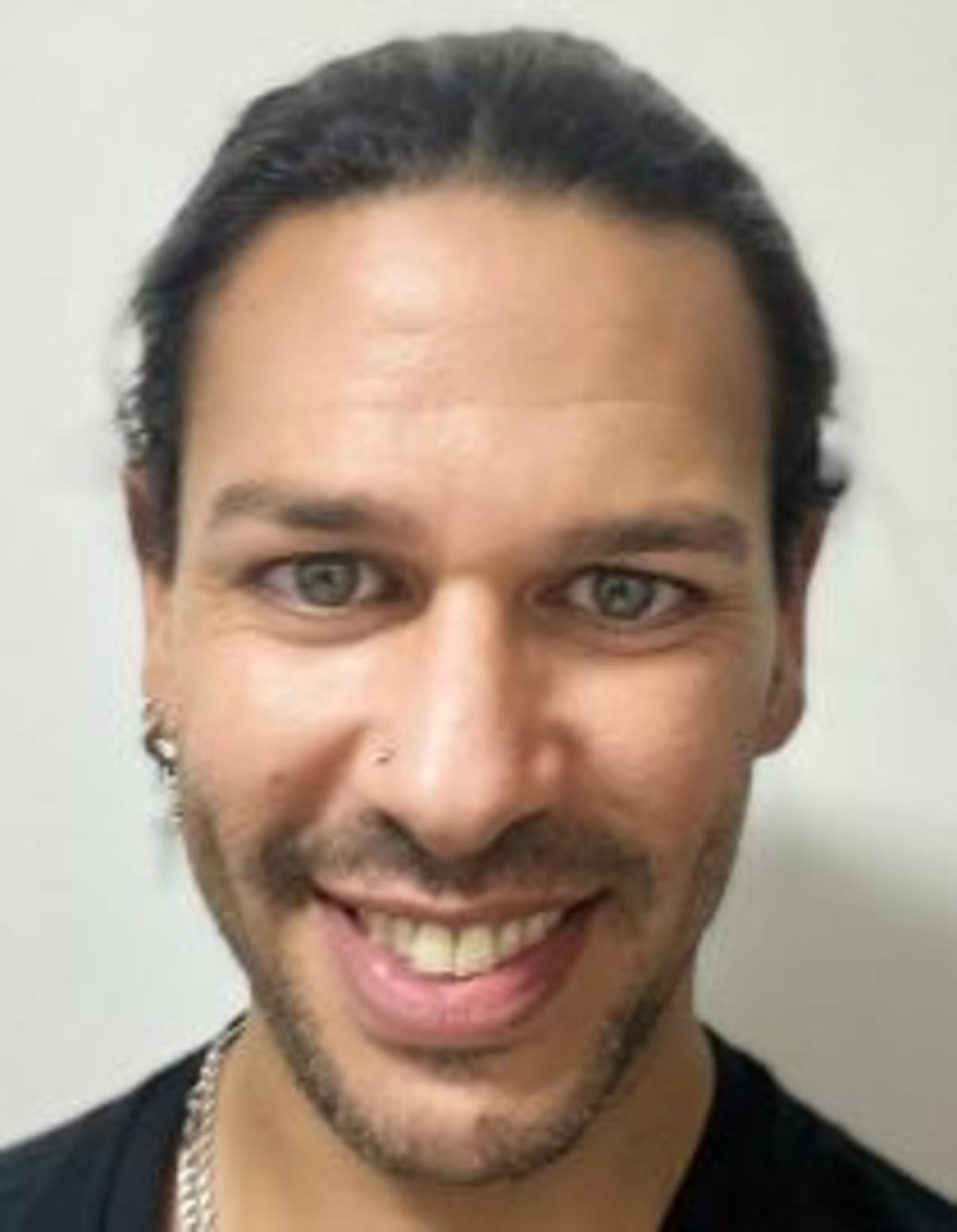 תמונת פורטרט של בעל המקצוע תמונת פורטרט של בעל המקצוע