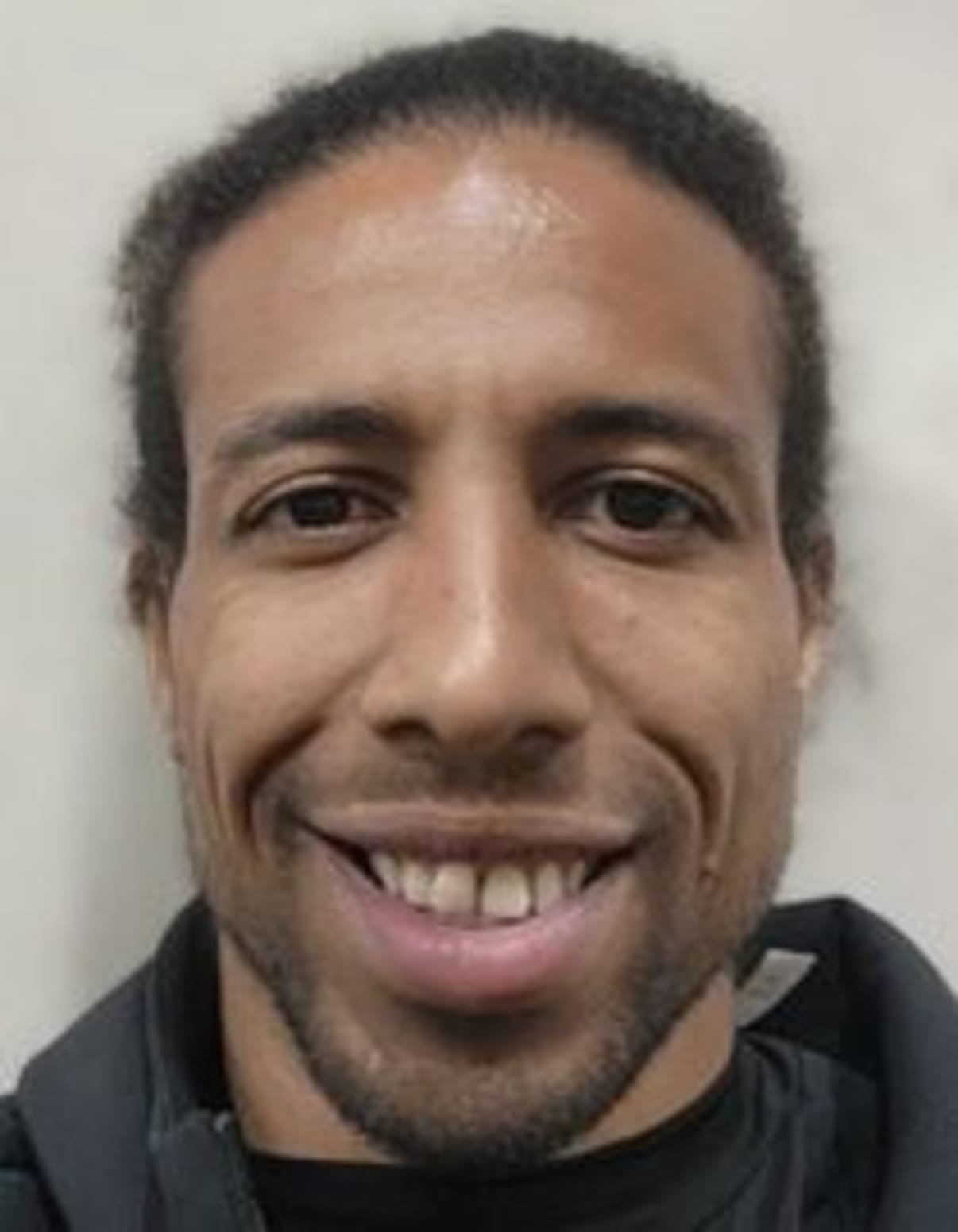 תמונת פורטרט של בעל המקצוע