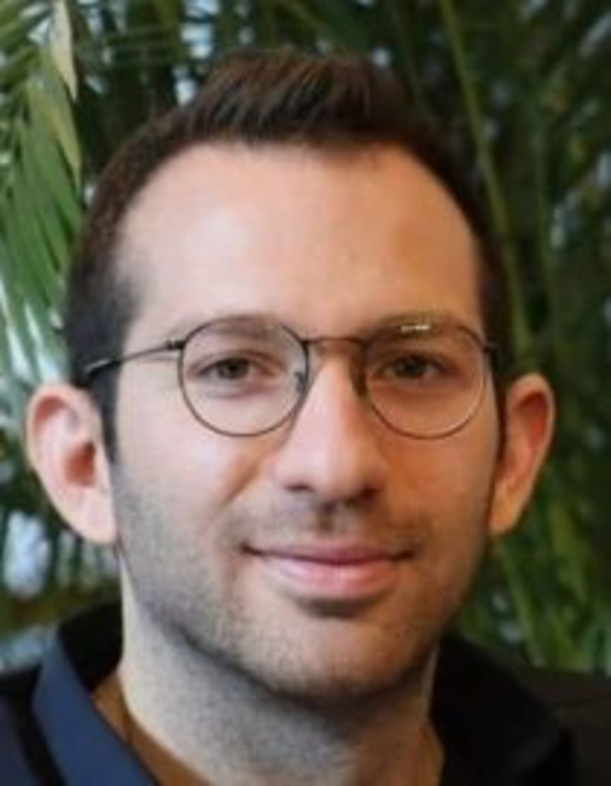 תמונת פורטרט של בעל המקצוע